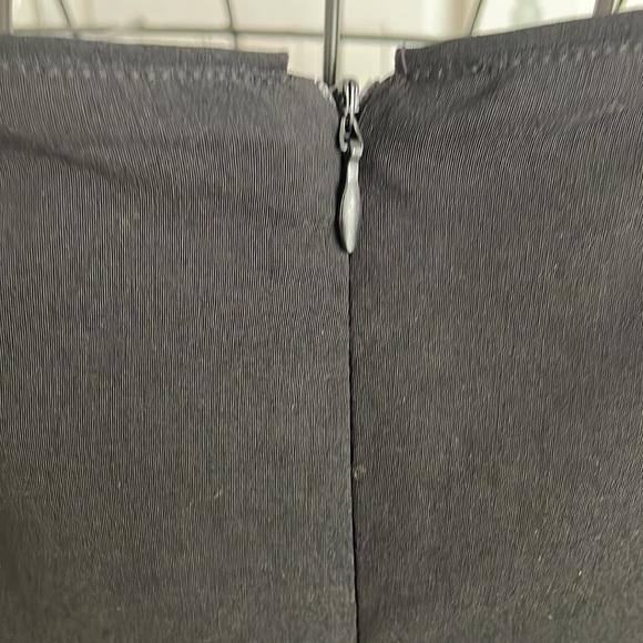 NWT EMORY PARK SIMPLE BLACK WRAP LOOKING MINI - Picture 5 of 6